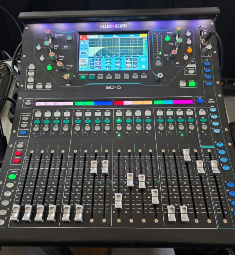 Allen & Heath SQ5 digital Mixingdesk